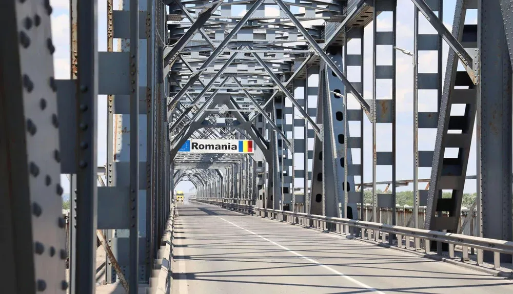 Guvernatorul interimar din Ruse, Georgi Georgiev informează: în data de 27 martie traficul rutier va fi restrictionat pe podul Giurgiu-Ruse