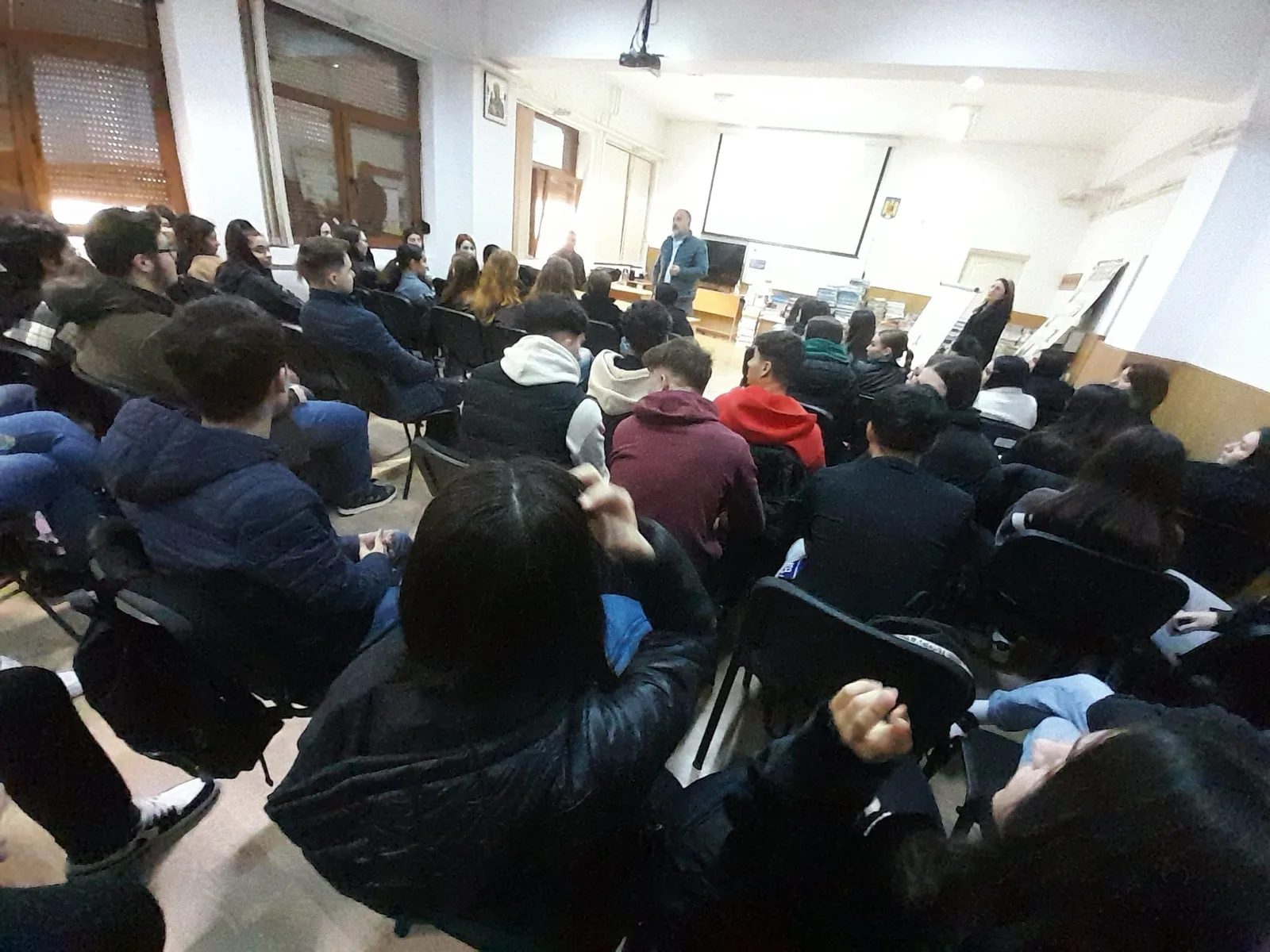 SPUNEȚI NU DROGURILOR!  NU RĂMÂNEȚI INDIFERENȚI! INDIFERENȚA CREAZĂ DEPENDENȚĂ!